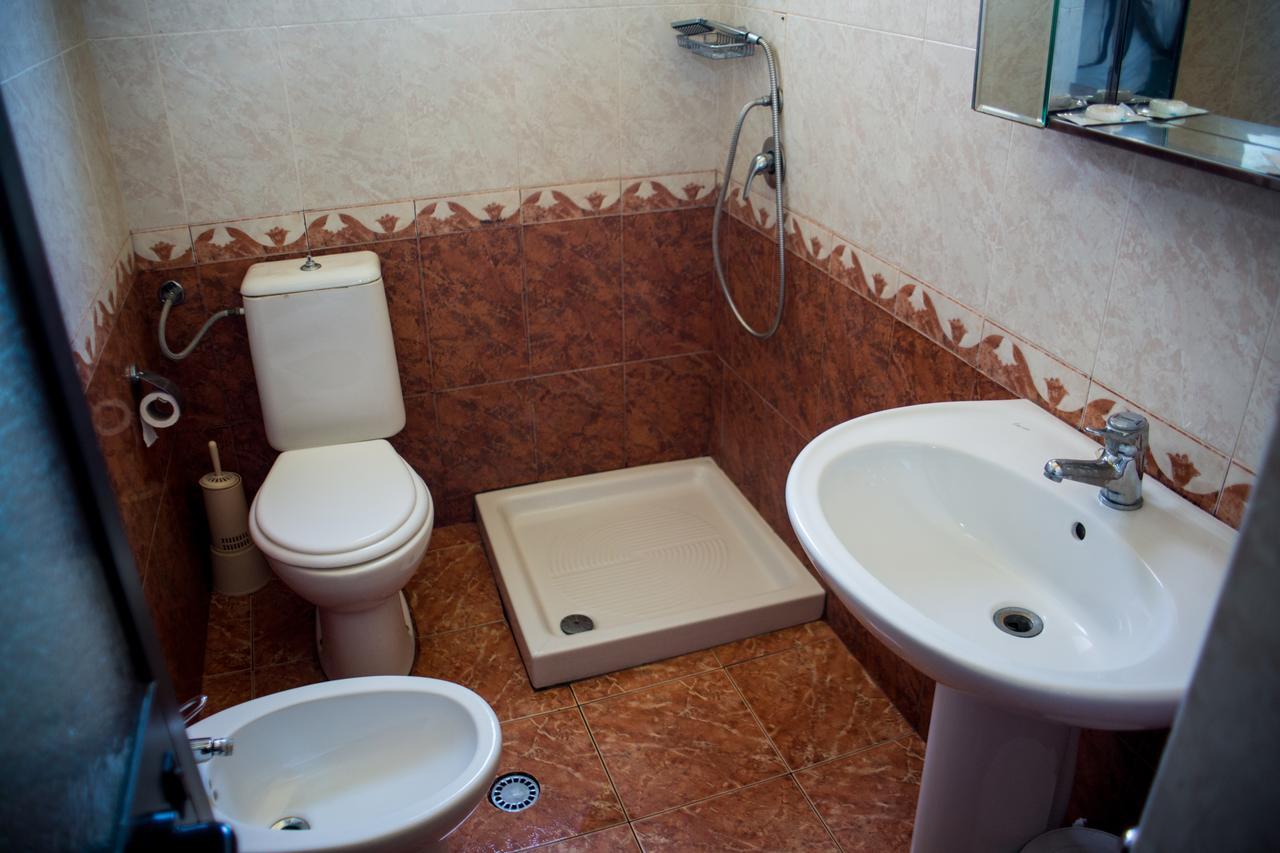 Hotel La Quercia Дуррес Номер фото
